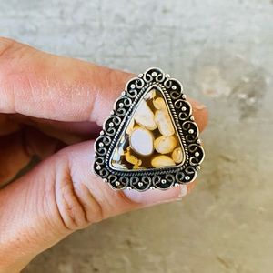 ♥️ Southwestern Style ♥️ Vintage Sterling Silver & Brown Stone Ring